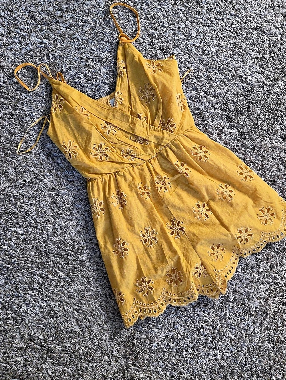 Blue Rain Floral Mini Dress in Yellow Size Medium